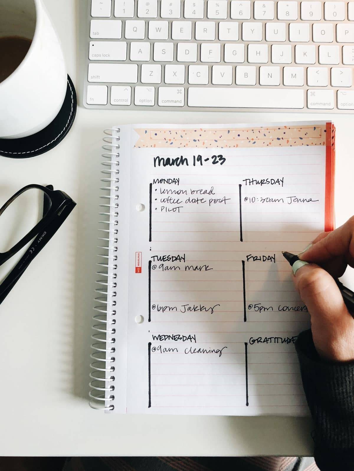 Hand writing in Bullet Journal.