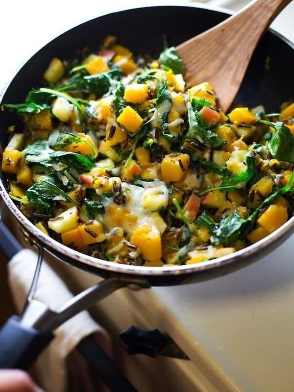 Harvest Wild Rice Skillet: a 30-minute vegetarian dinner featuring the best foods of fall. 230 calories. | pinchofyum.com