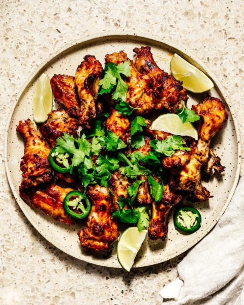 5 Ingredient Oven Broiled Chipotle Chicken Wings with Salsa Negra | www.iamafoodblog.com