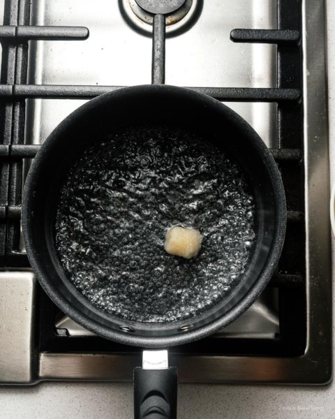 All your low carb dreams come true with this super creamy carbonara cauliflower gnocchi recipe #cauliflowergnocchi #traderjoescauliflowergnocchi #carbonara #dinner #recipe