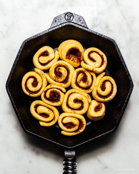 small batch mini sticky bun cinnamon roll monkey bread #smallbatch #recipe #baking #stickybun #morningbun #cinnamonrolls #cinnamonbuns #monkeybread #cinnamon