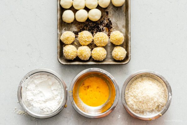 How to make Cheesy Potato Balls | www.iamafoodblog.com