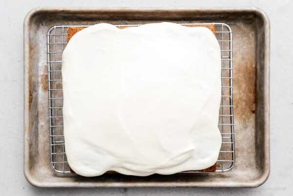 carrot cake with icing | www.iamafoodblog.com