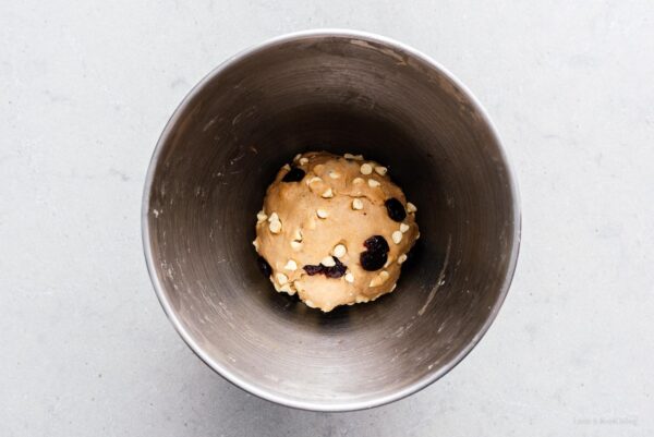 hot cross buns dough | www.iamafoodblog.com