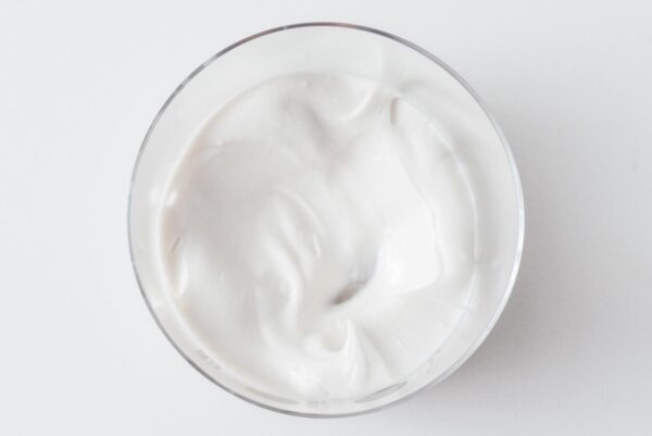 building a coconut cloud smoothie | www.iamafoodblog.com