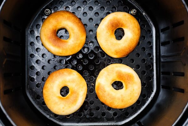 air fryer donuts | www.iamafoodblog.com