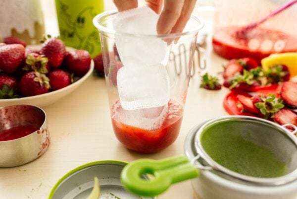 ice for matcha latte | www.iamafoodblog.com